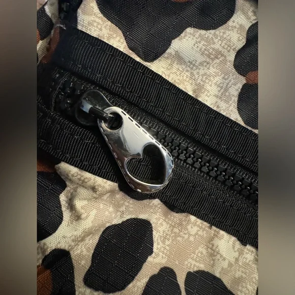 Brighton $13 - Picture 6 of 7